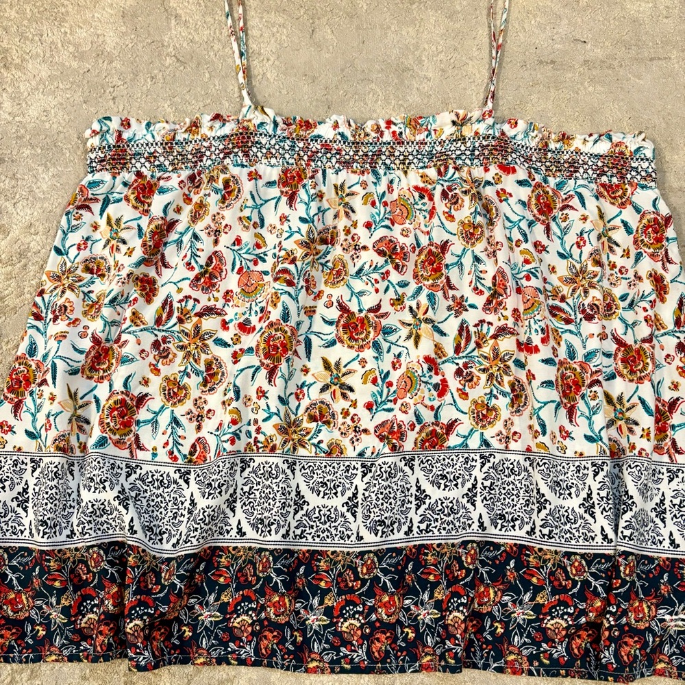 Maurices Mixed Print Blue & White Smocked Swing Camisole Tank Size 2X - Picture 3 of 12